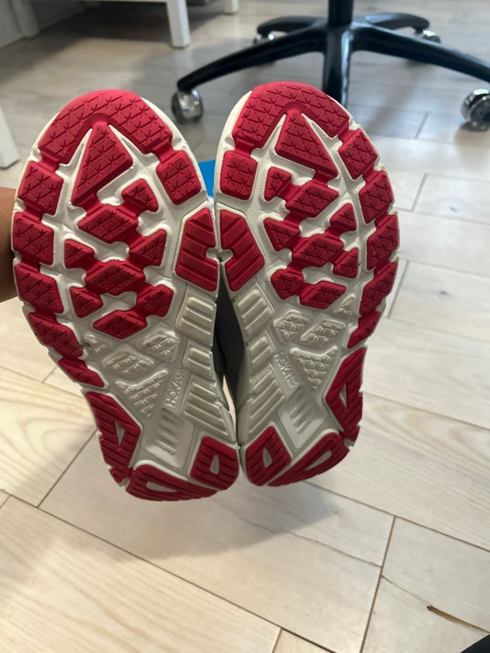 HOKA W AHARI 7 running shoes. - Picture 16 of 16
